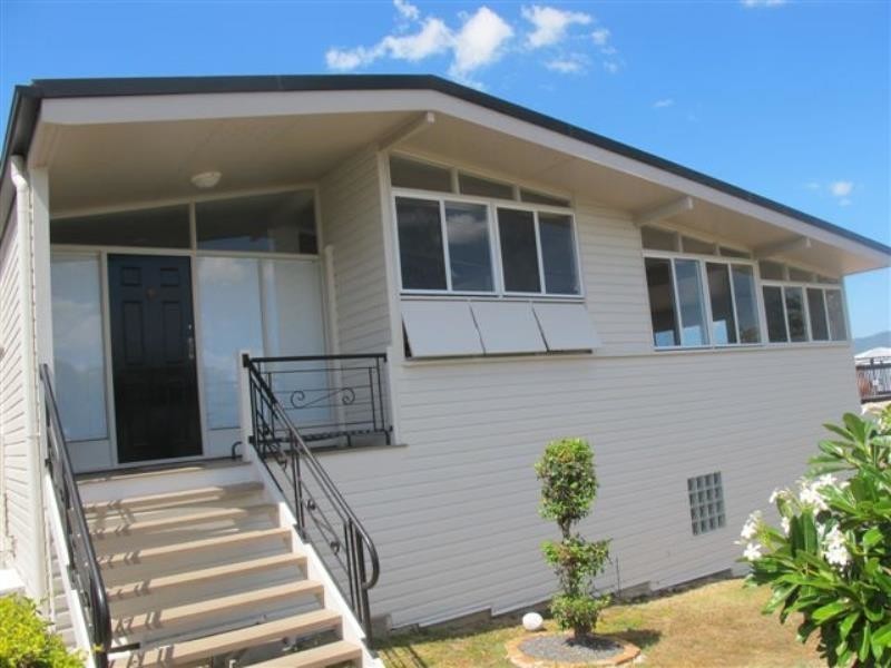 94 Caroline Street, The Range QLD 4700